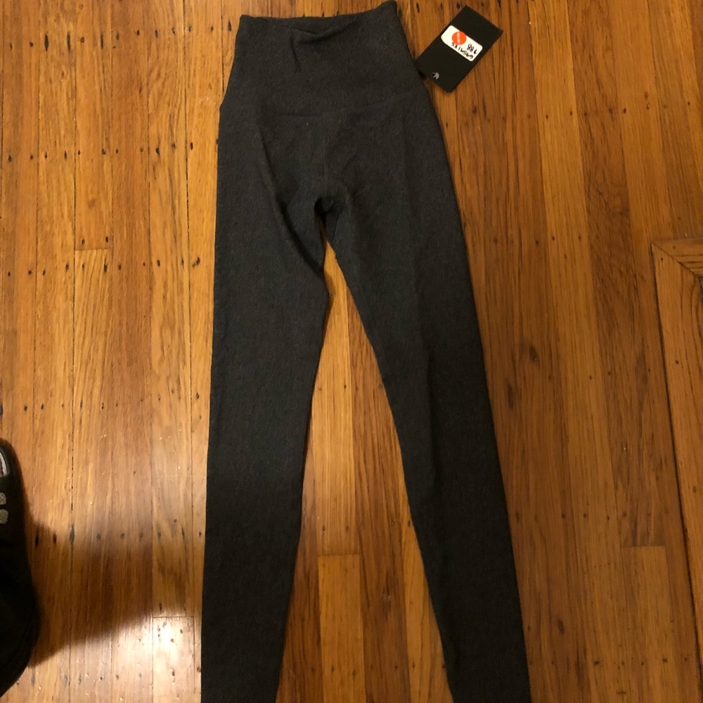 Beyond yoga xs leggings w tags brand new